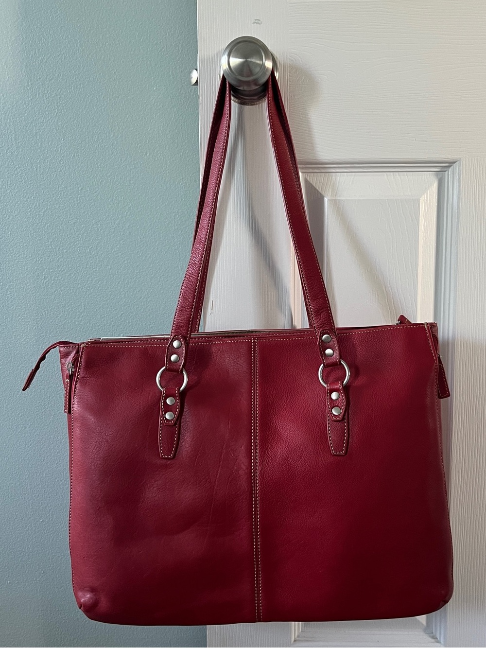 Buxton Madison Tote Bag with Padded Laptop Pocket in Red - Picture 2 of 11
